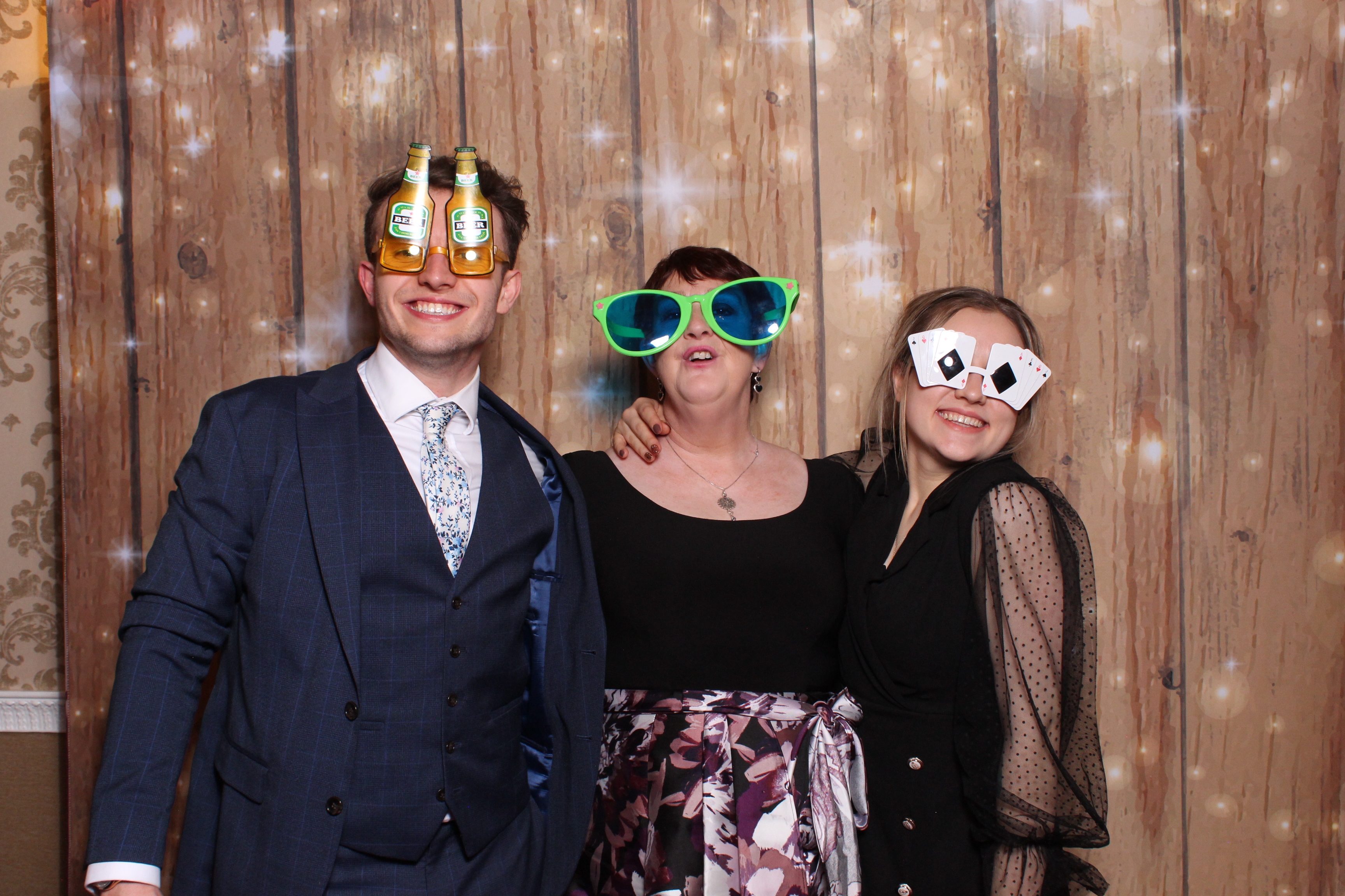 Mr & Mrs Sewell  | View more photos from the event at gallery.magicimages.uk/u/MagicImages/Mr-Mrs-Sewell